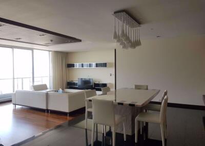 3 bed Condo in Ascott Sky Villas Sathorn Yan Nawa Sub District C11081