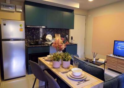 2 bed Condo in THE BASE Sukhumvit 50 Phra Khanong Sub District C11075