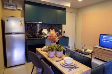 2 bed Condo in THE BASE Sukhumvit 50 Phra Khanong Sub District C11075