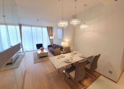 2 bed Condo in BEATNIQ Sukhumvit 32 Khlongtan Sub District C11060