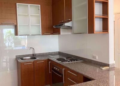 2 bed Condo in 31 Place Khlong Toei Nuea Sub District C11055