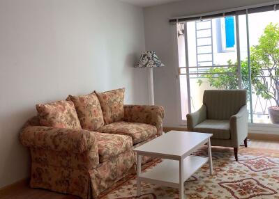 2 bed Condo in 31 Place Khlong Toei Nuea Sub District C11055