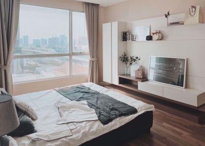 2 bed Condo in The Room Sathorn-Taksin Bukkhalo Sub District C11052