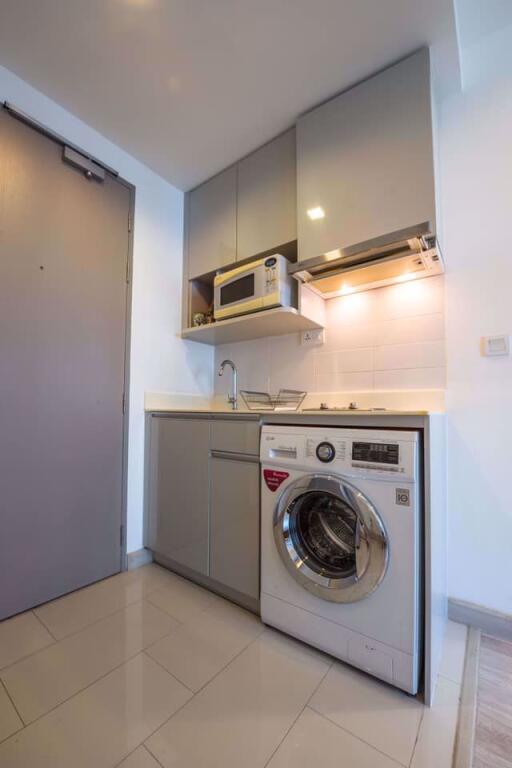 1 bed Condo in Ideo Mobi Sukhumvit Bangchak Sub District C11051