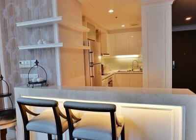 3 bed Duplex in Bright Sukhumvit 24 Khlongtan Sub District D11015