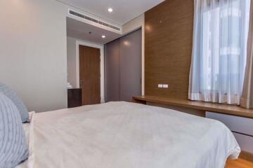 3 bed Duplex in Bright Sukhumvit 24 Khlongtan Sub District D11014