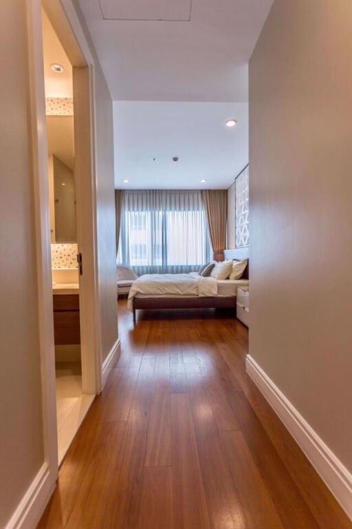 3 bed Duplex in Bright Sukhumvit 24 Khlongtan Sub District D11014