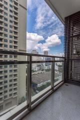 1 bed Condo in Bright Sukhumvit 24 Khlongtan Sub District C11026