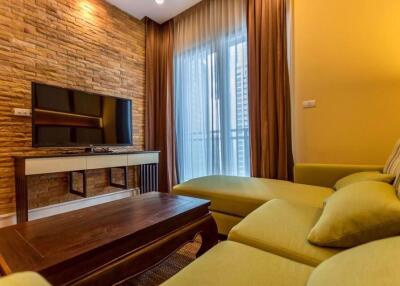 1 bed Condo in Bright Sukhumvit 24 Khlongtan Sub District C11026