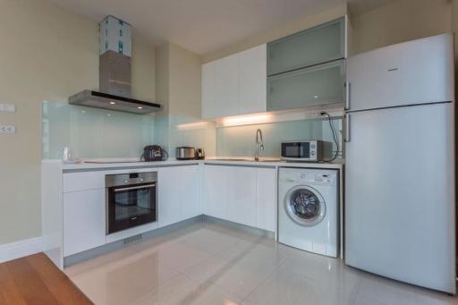 3 bed Duplex in Bright Sukhumvit 24 Khlongtan Sub District D11013