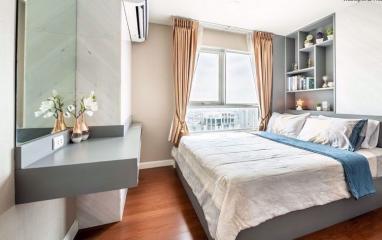 3 bed Duplex in Belle Grand Rama 9 Huai Khwang Sub District C11012