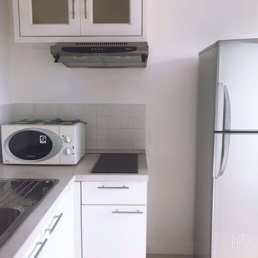 1 bed Condo in Condo One Thonglor Phra Khanong Sub District C11000