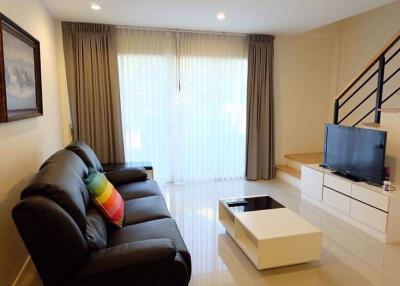 3 bed House in Lumpini Town Place Sukhumvit 62 Bangchak Sub District H10913