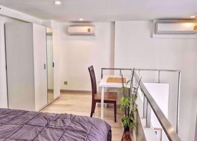 1 bed Duplex in Knightsbridge Prime Sathorn Thungmahamek Sub District D10916