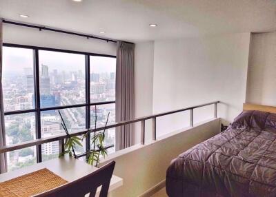 1 bed Duplex in Knightsbridge Prime Sathorn Thungmahamek Sub District D10916