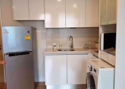 1 bed Condo in Collezio Sathorn-Pipat Silom Sub District C10991