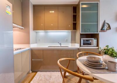 2 bed Condo in Siri at Sukhumvit Phra Khanong Sub District C10984