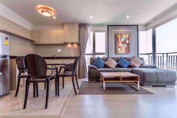 2 bed Condo in Rhythm Sathorn - Narathiwas Thungmahamek Sub District C10975