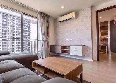 2 bed Condo in Rhythm Sathorn - Narathiwas Thungmahamek Sub District C10975