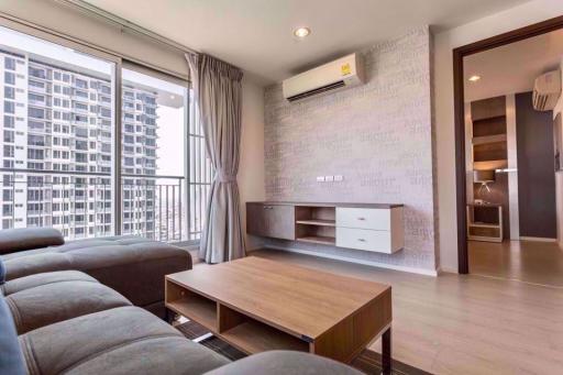 2 bed Condo in Rhythm Sathorn - Narathiwas Thungmahamek Sub District C10975