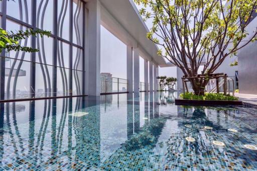 2 bed Condo in Rhythm Sathorn - Narathiwas Thungmahamek Sub District C10975