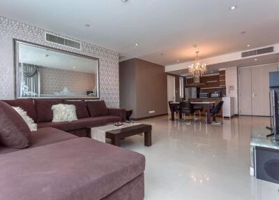 3 bed Condo in Fullerton Sukhumvit Khlongtoei Sub District C10973