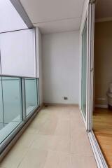 2 bed Condo in Millennium Residence Khlongtoei Sub District C10971