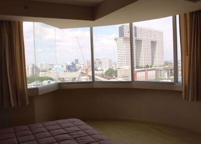 2 bed Condo in Supalai Park Phaholyothin Chatuchak Sub District C10942