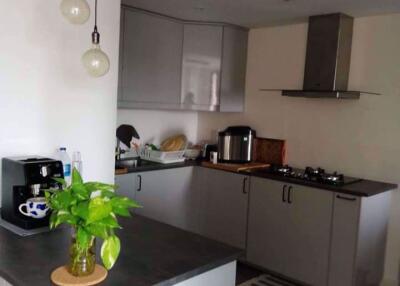 3 bed Condo in President Park Sukhumvit 24 Khlongtan Sub District C10929