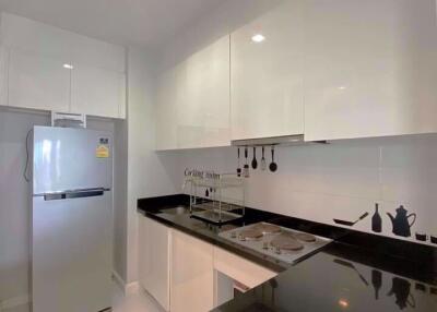 3 bed Condo in The Bloom Sukhumvit 71 Phrakhanongnuea Sub District C10908