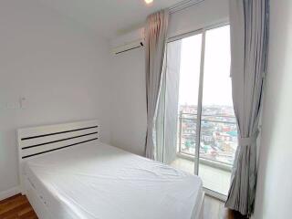 3 bed Condo in The Bloom Sukhumvit 71 Phrakhanongnuea Sub District C10908