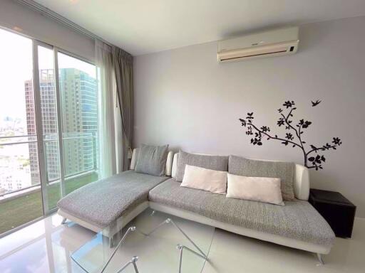 3 bed Condo in The Bloom Sukhumvit 71 Phrakhanongnuea Sub District C10908