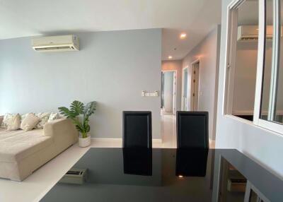 3 bed Condo in The Bloom Sukhumvit 71 Phrakhanongnuea Sub District C10907