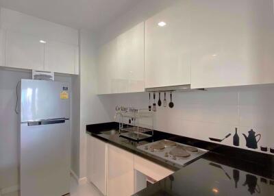 3 bed Condo in The Bloom Sukhumvit 71 Phrakhanongnuea Sub District C10907