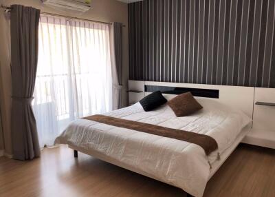 1 bed Condo in Renova Residence Chidlom Lumphini Sub District C10895