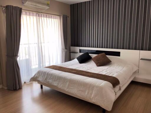 1 bed Condo in Renova Residence Chidlom Lumphini Sub District C10895