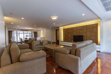 3 bed Condo in Asa Garden Khlongtan Sub District C10894