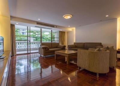 3 bed Condo in Asa Garden Khlongtan Sub District C10894