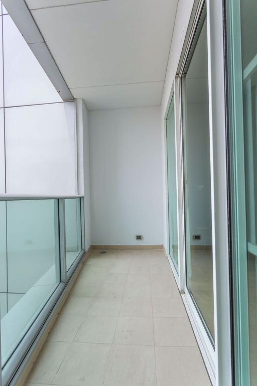 3 bed Condo in Millennium Residence Khlongtoei Sub District C10893