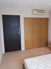 2 bed Condo in Eight Thonglor Residence Khlong Tan Nuea Sub District C10880