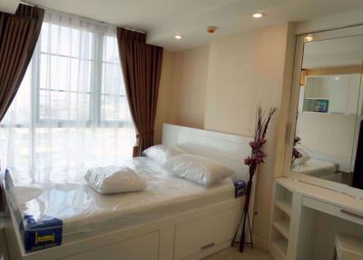 2 bed Condo in Zenith Place Sukhumvit Phrakhanongnuea Sub District C10856