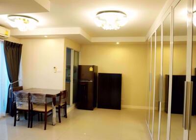 2 bed Condo in Zenith Place Sukhumvit Phrakhanongnuea Sub District C10856