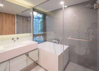 3 bed Duplex in Siamese Exclusive Sukhumvit 31 Khlong Toei Nuea Sub District C10845