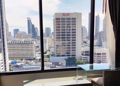 2 bed Condo in M Silom Suriyawong Sub District C10844