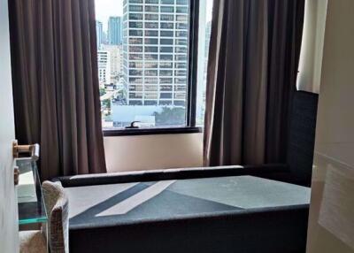 2 bed Condo in M Silom Suriyawong Sub District C10844