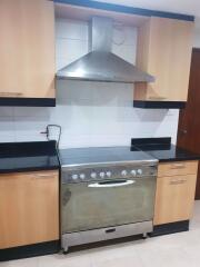 3 bed Condo in Asa Garden Khlongtan Sub District C10834