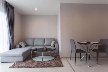 1 bed Condo in Rhythm Sukhumvit 36-38 Phra Khanong Sub District C10831