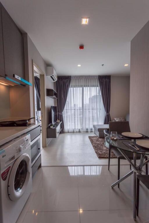 1 bed Condo in Rhythm Sukhumvit 36-38 Phra Khanong Sub District C10831