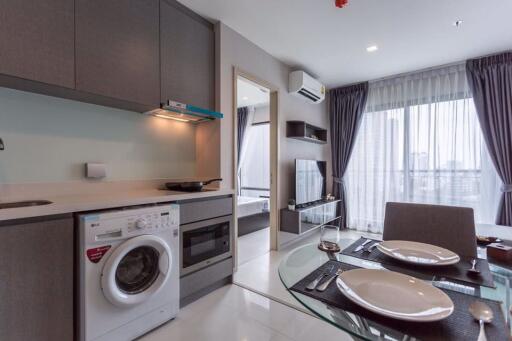 1 bed Condo in Rhythm Sukhumvit 36-38 Phra Khanong Sub District C10831