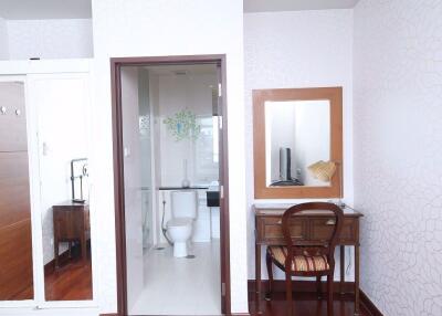 2 bed Condo in Sukhumvit City Resort Khlong Toei Nuea Sub District C10812